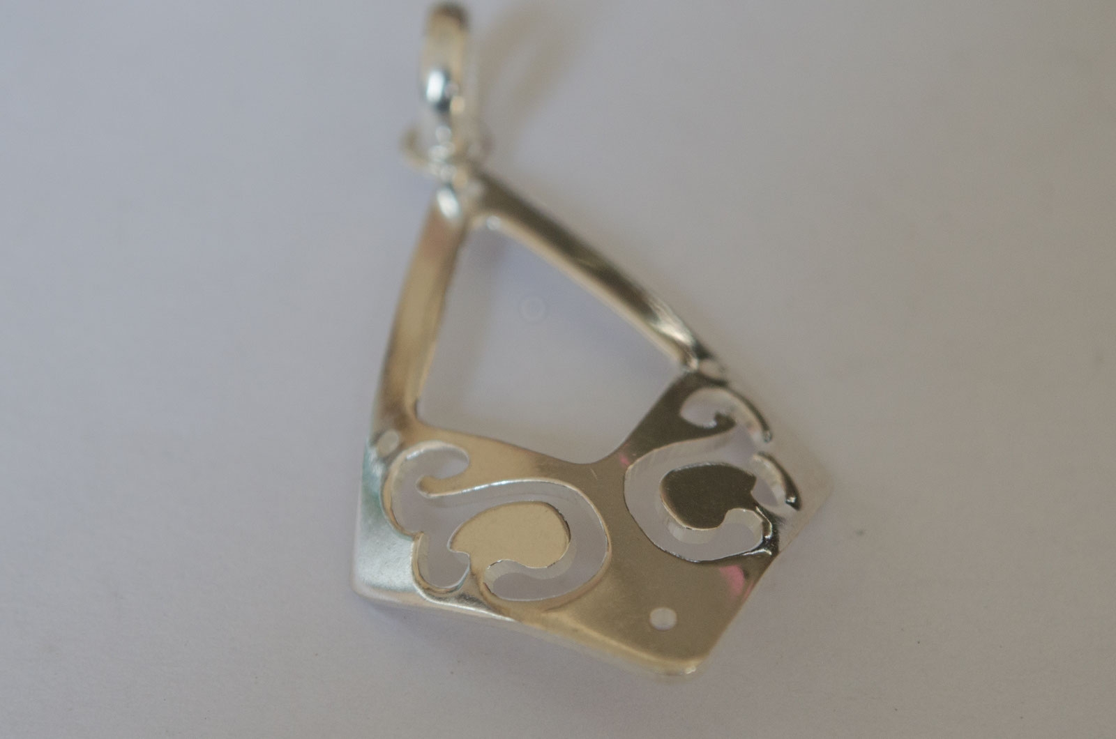 DI379 Dije peruano rombo - 2.5x5cm