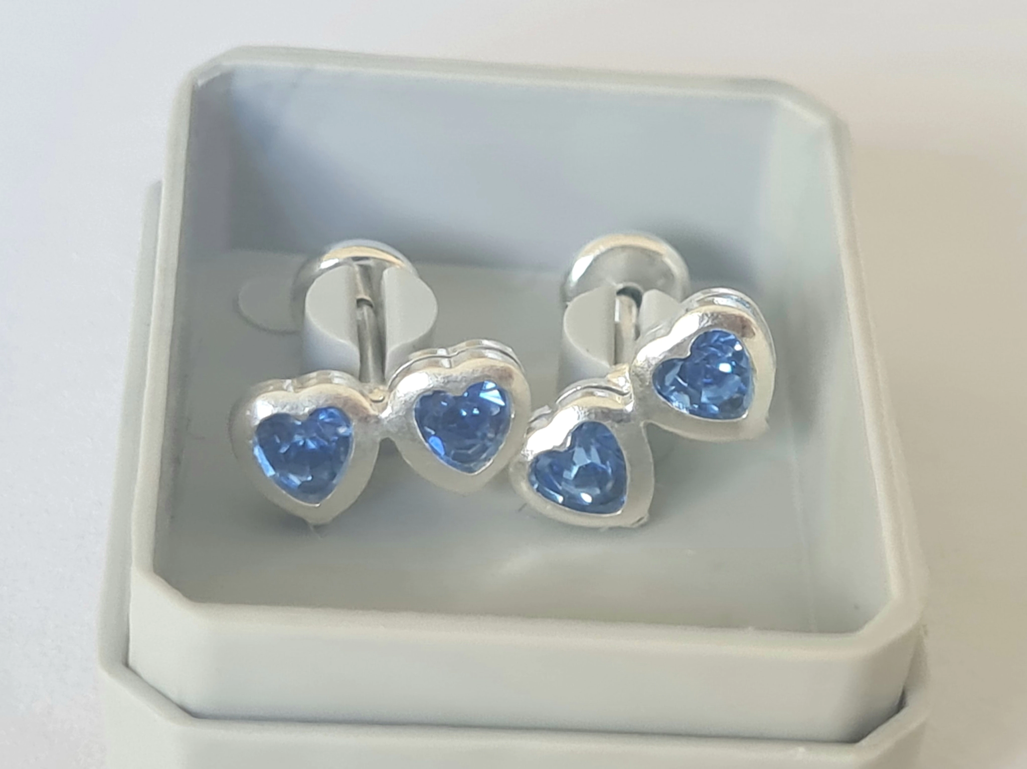 ABRI072 Aros abridores 2 corazones cubics CELESTES