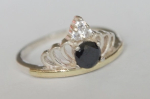ANI106 Anillo corona con cubic negro - 