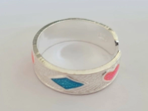 ANI922 Anillo MIDI esmalte corazones rombos