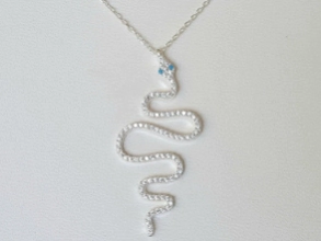 CA973 Cadena con dije serpiente micropavé 42+3cm