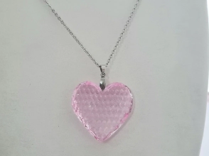 AQC0097 Cadena con dije corazón XL ROSA 70cm
