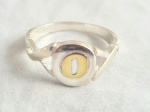ANI989 Anillo inicial con DUBLÉ - O