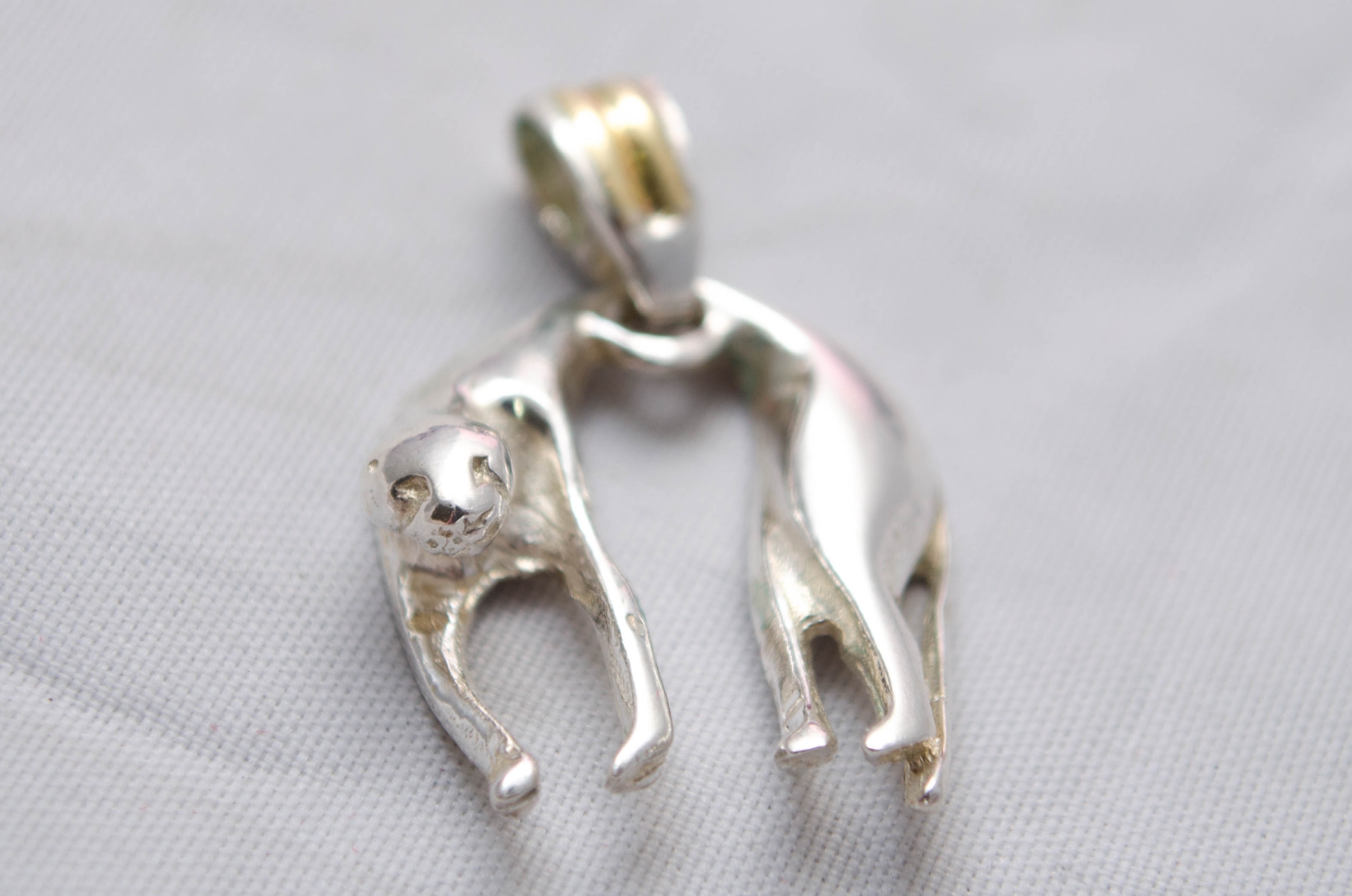 DI533 Dije gato con dubl - 2X3cm