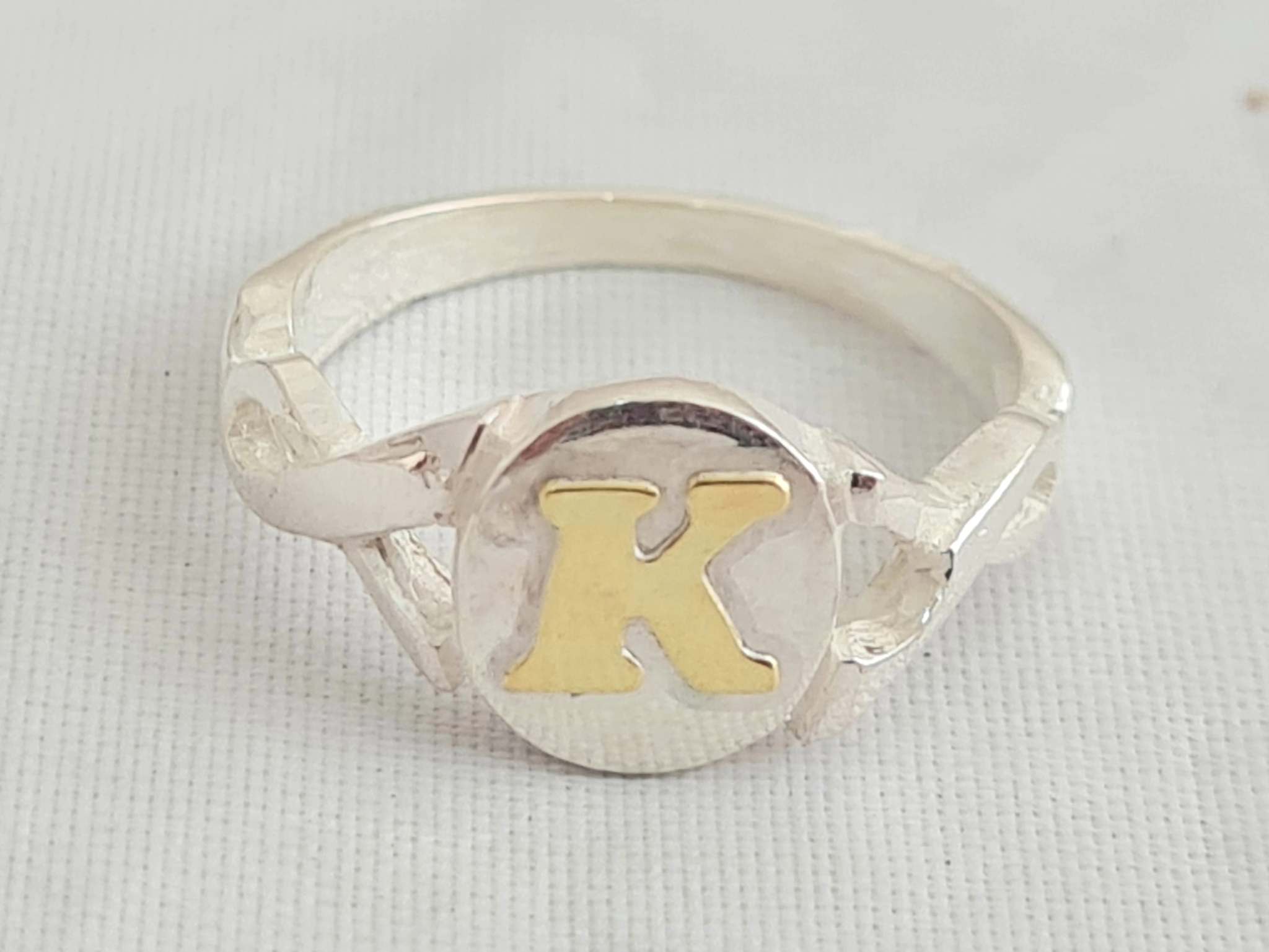 ANI989 Anillo inicial con DUBL K