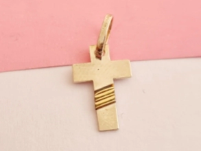 DI618 Dije cruz 1x1.5cm