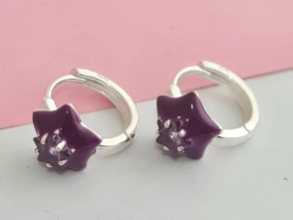 AR1675 Aros argollas estreella cubic violeta 1.3cm