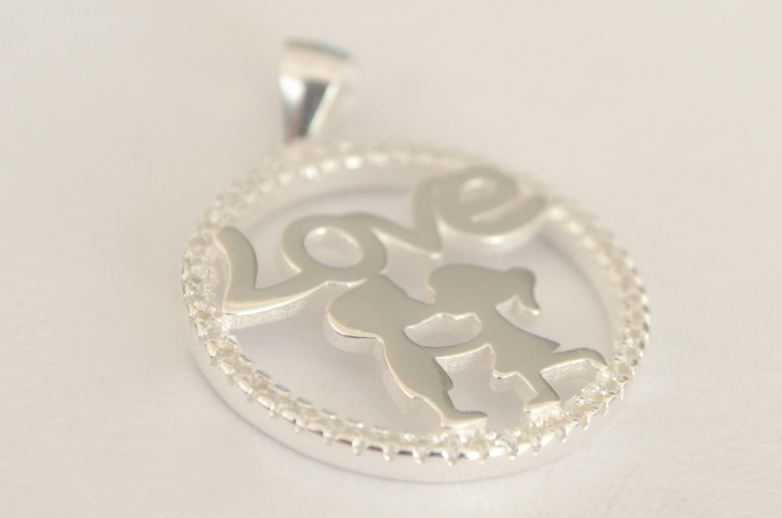 DI331 Dije medalla love micropav - 