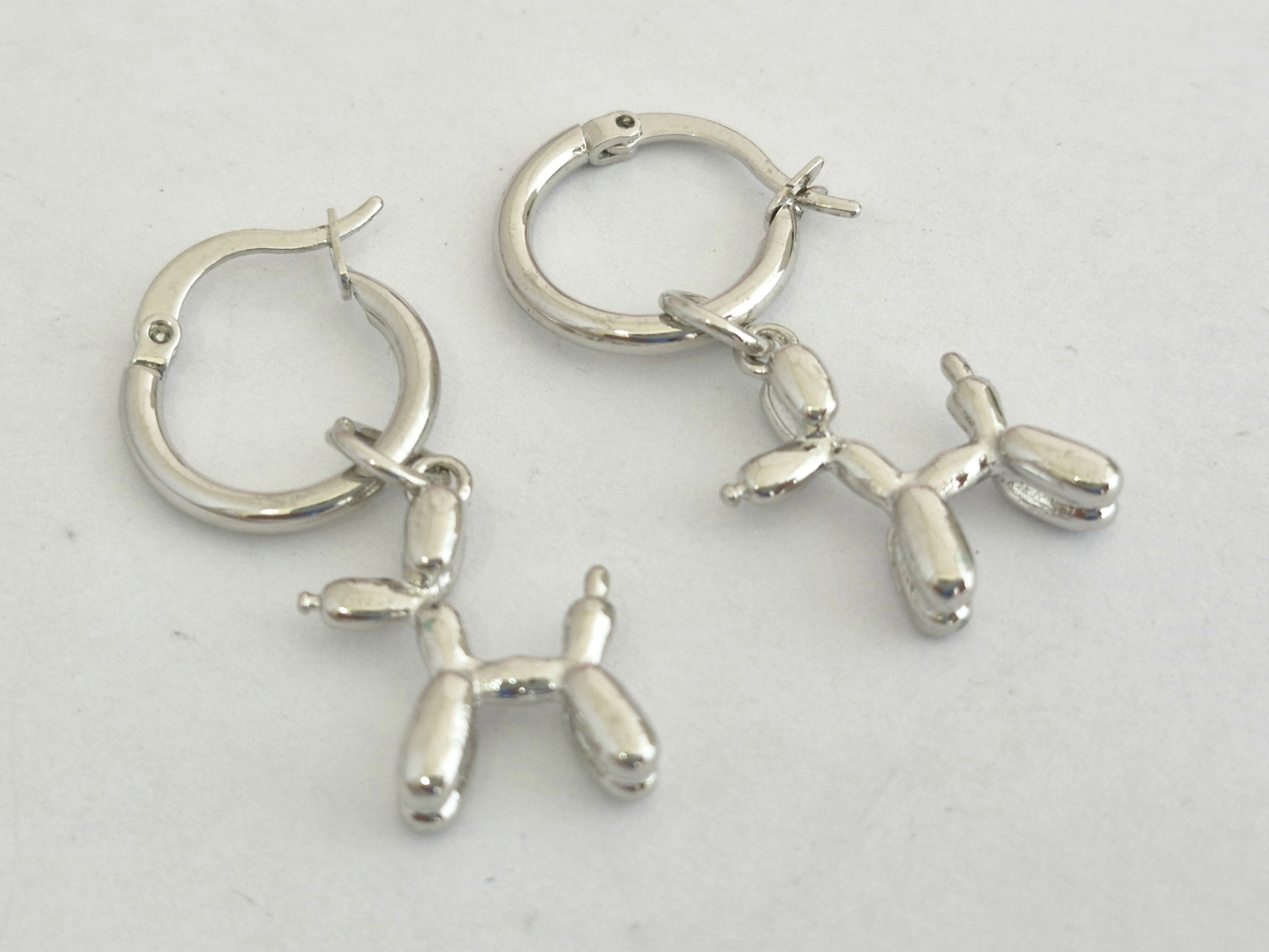 AQA1855 Aros argollas con dije perrito 1.3cm