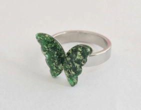 AQAN0091 anillo mariposa acrílico VERDE