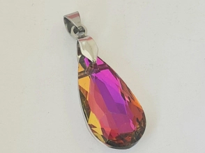 AQD0127 Dije gota SW rojo y violeta tornasol 1,3cm