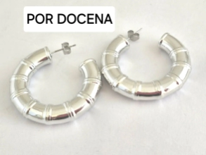 A-FAN0036 DOCENA Aros inflados plateados 4cm fantasía