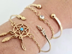 P-FAN0001 Set x4 pulseras doradas FANTASÍA