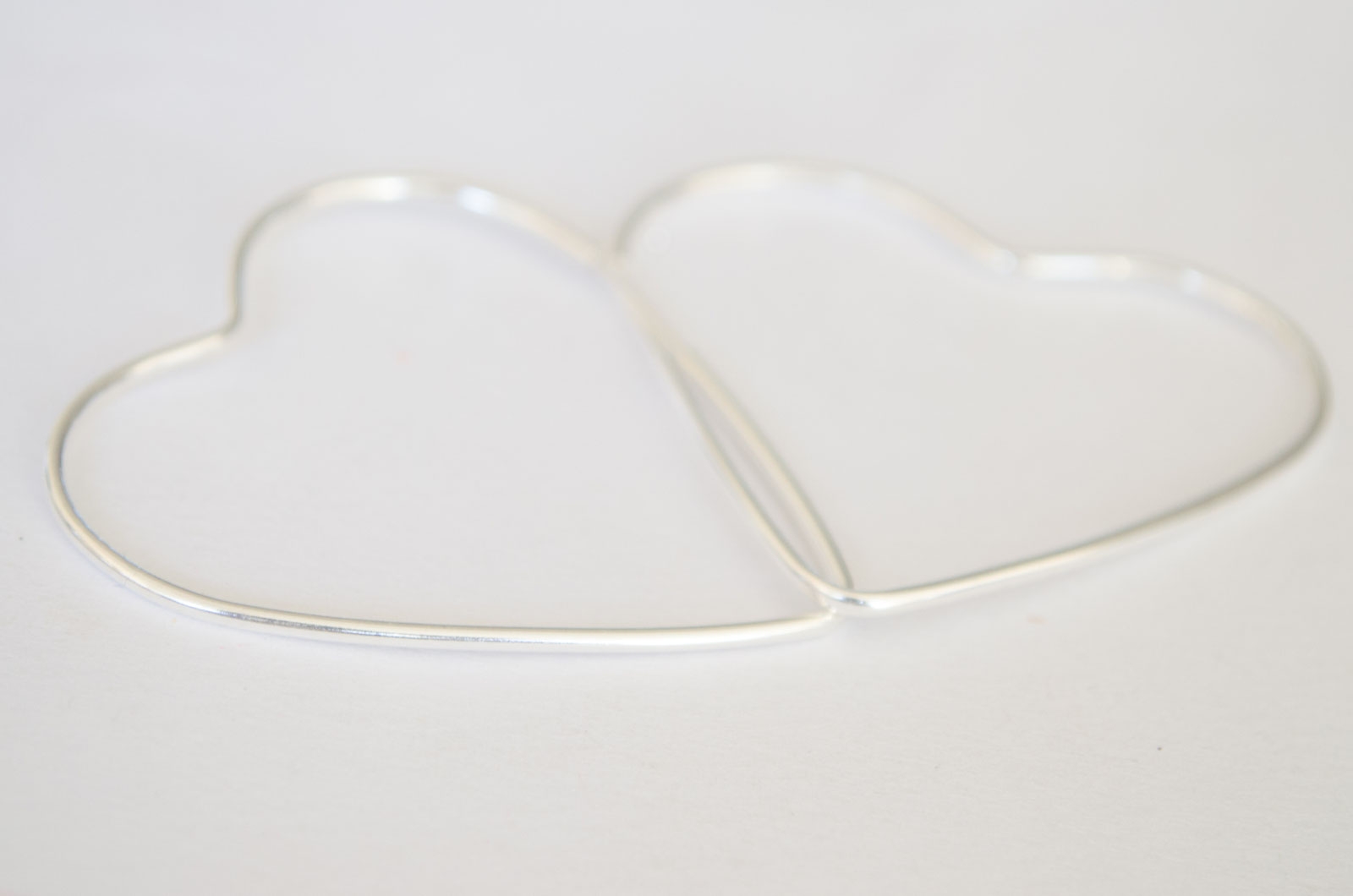 ART021 Aros argollas corazn fino - 4.5cm