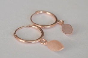 AR155 Aros plata rosé argollas con hojas - 1.5cm