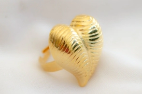 ADAN0198 Anillo corazón líneas