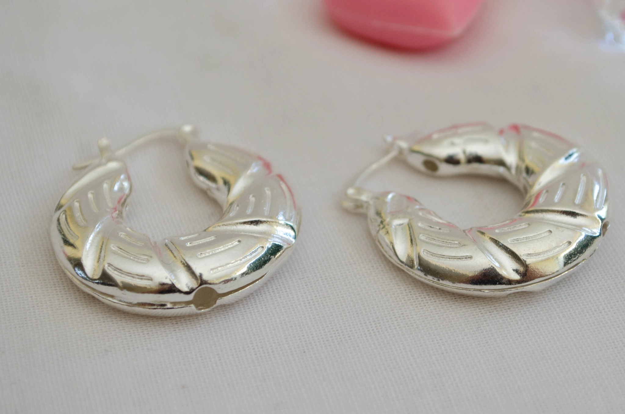 L-AR0368 Argollas infladas l�neas 3cm