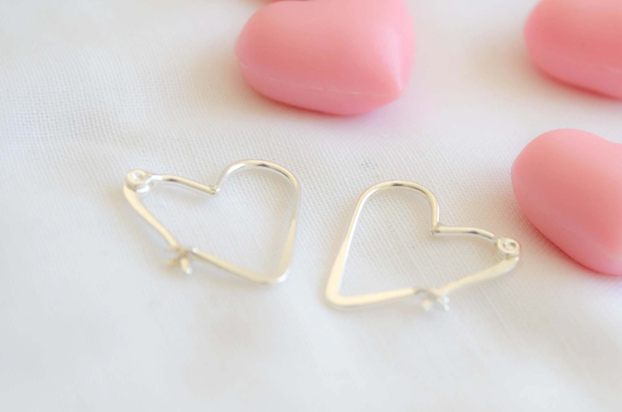 AR1866 Aros argollas corazn plano 2cm largo