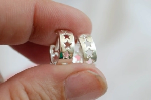 L-AR0437 Cubanos estrellas caladas 1.4cm