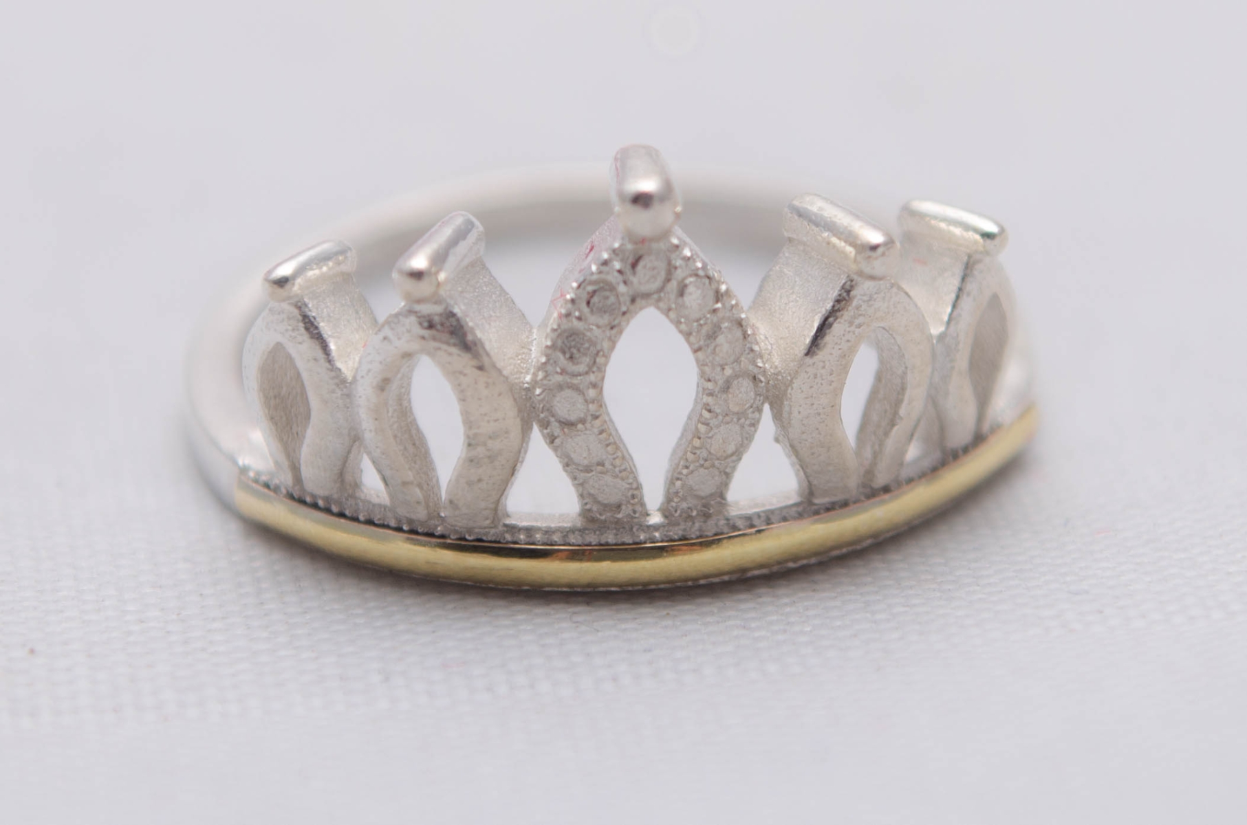 ANI103 Anillo corona con dubl - cubics