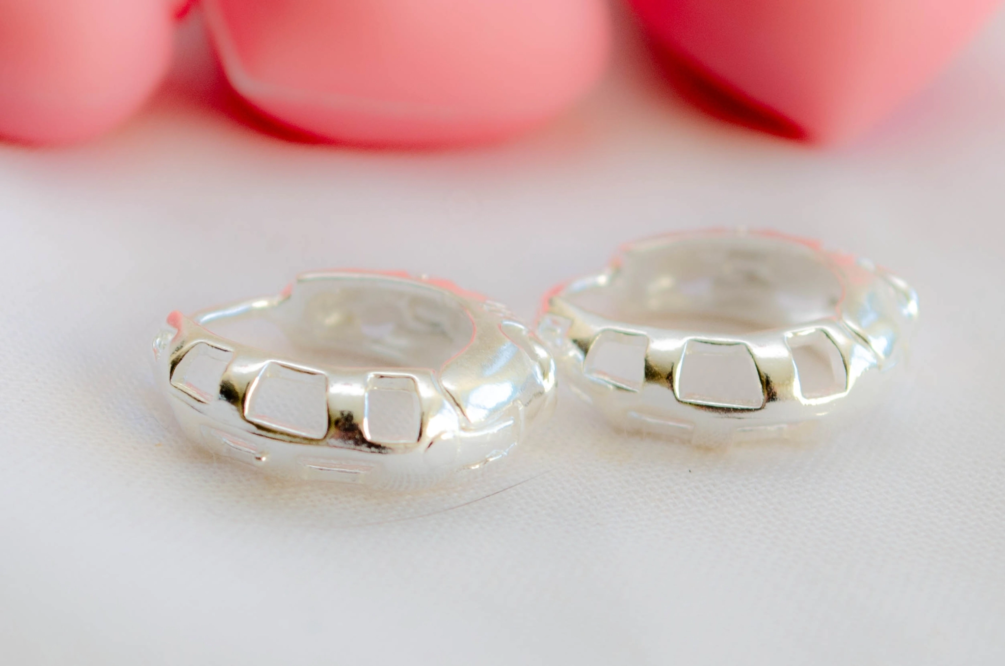 L-AR0526 Aros  cubanos bomb calados 1.7cm