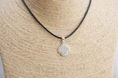 L-CA0102 Cordn de cuero dije cruz trebol brillante