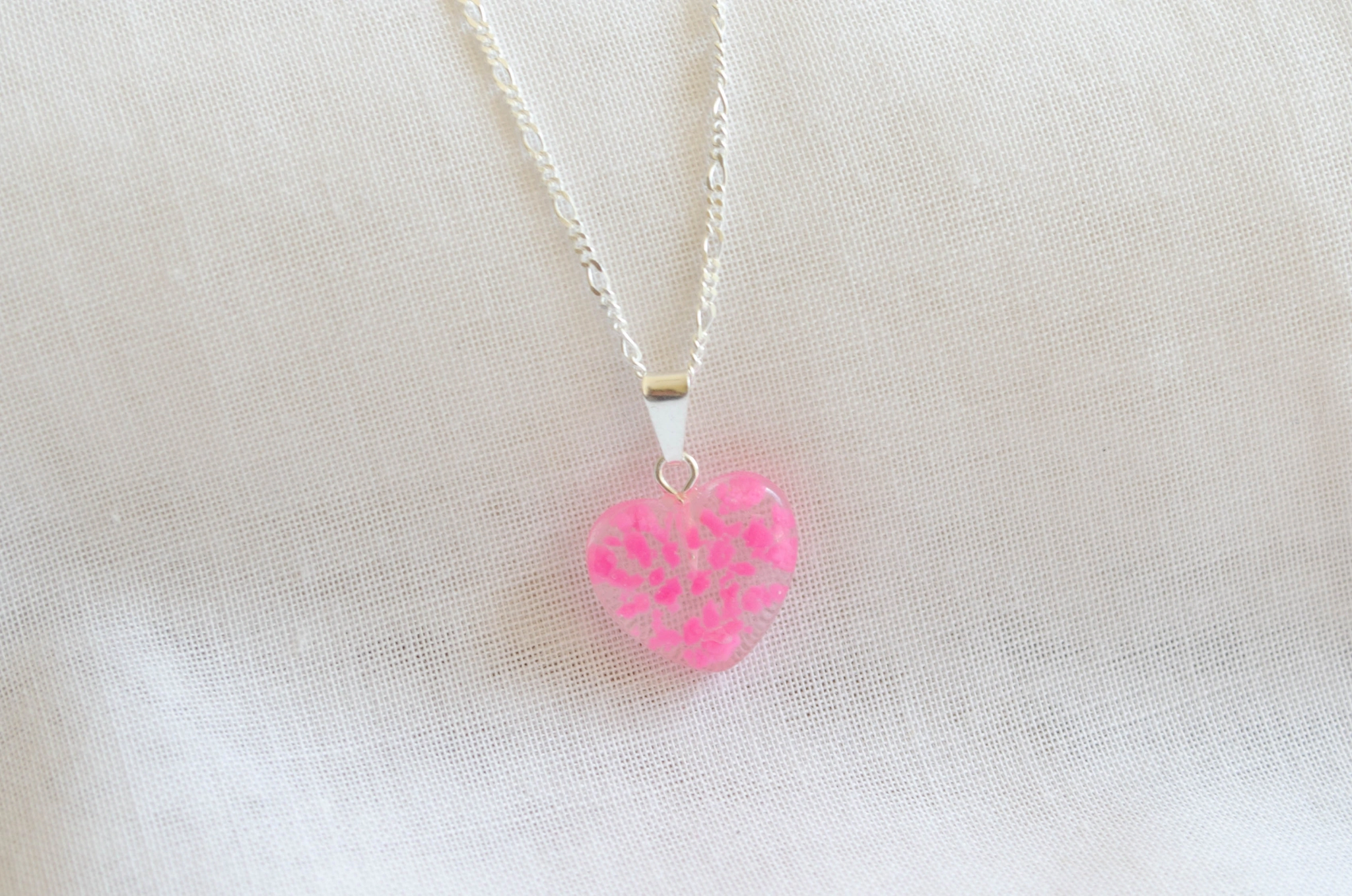 L-CA0085 Cadeba 45cm+dije CIELO CORAZN  FUCSIA