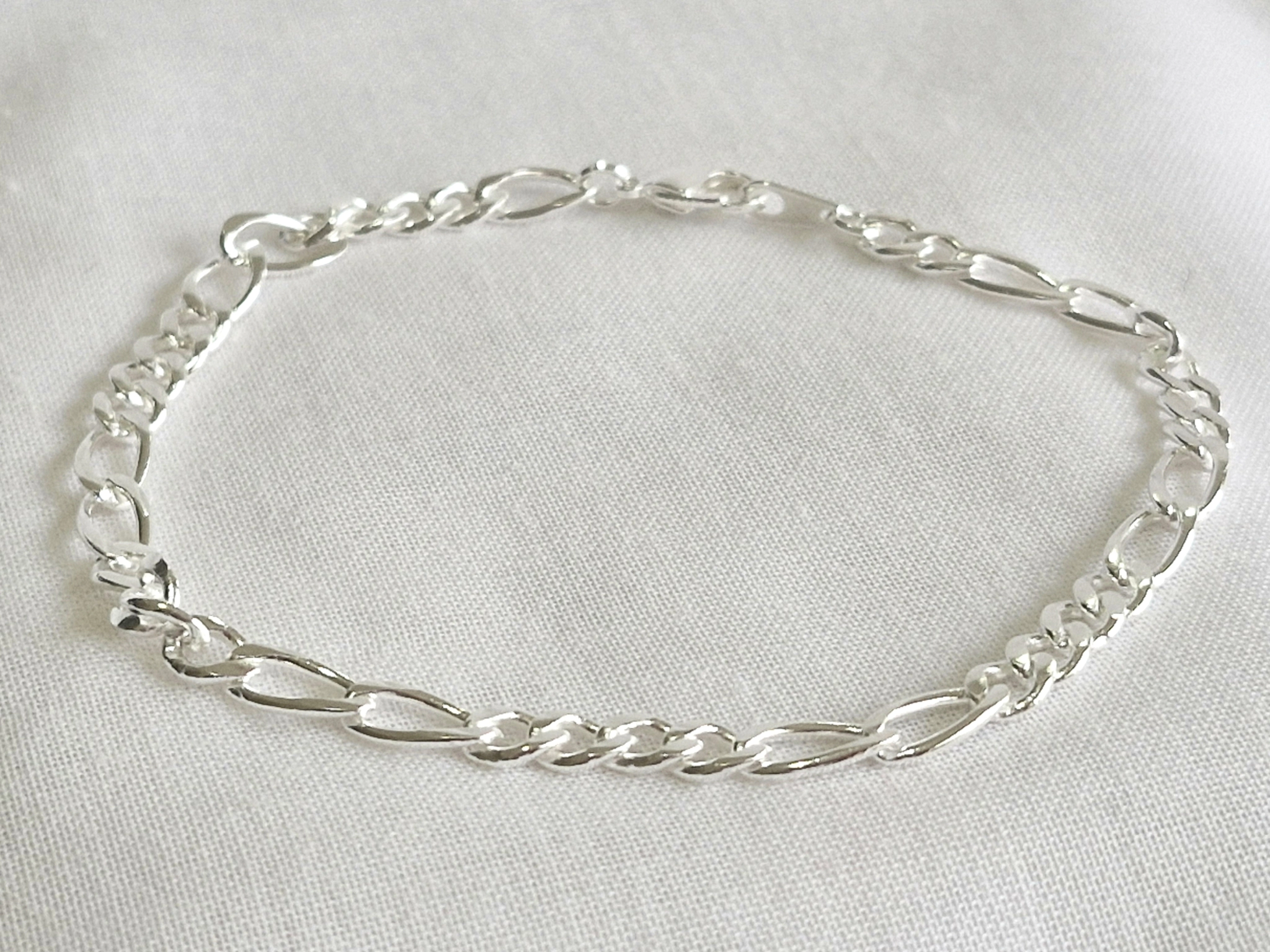 L-PU0047 Pulsera 3x1 8mm 22CM