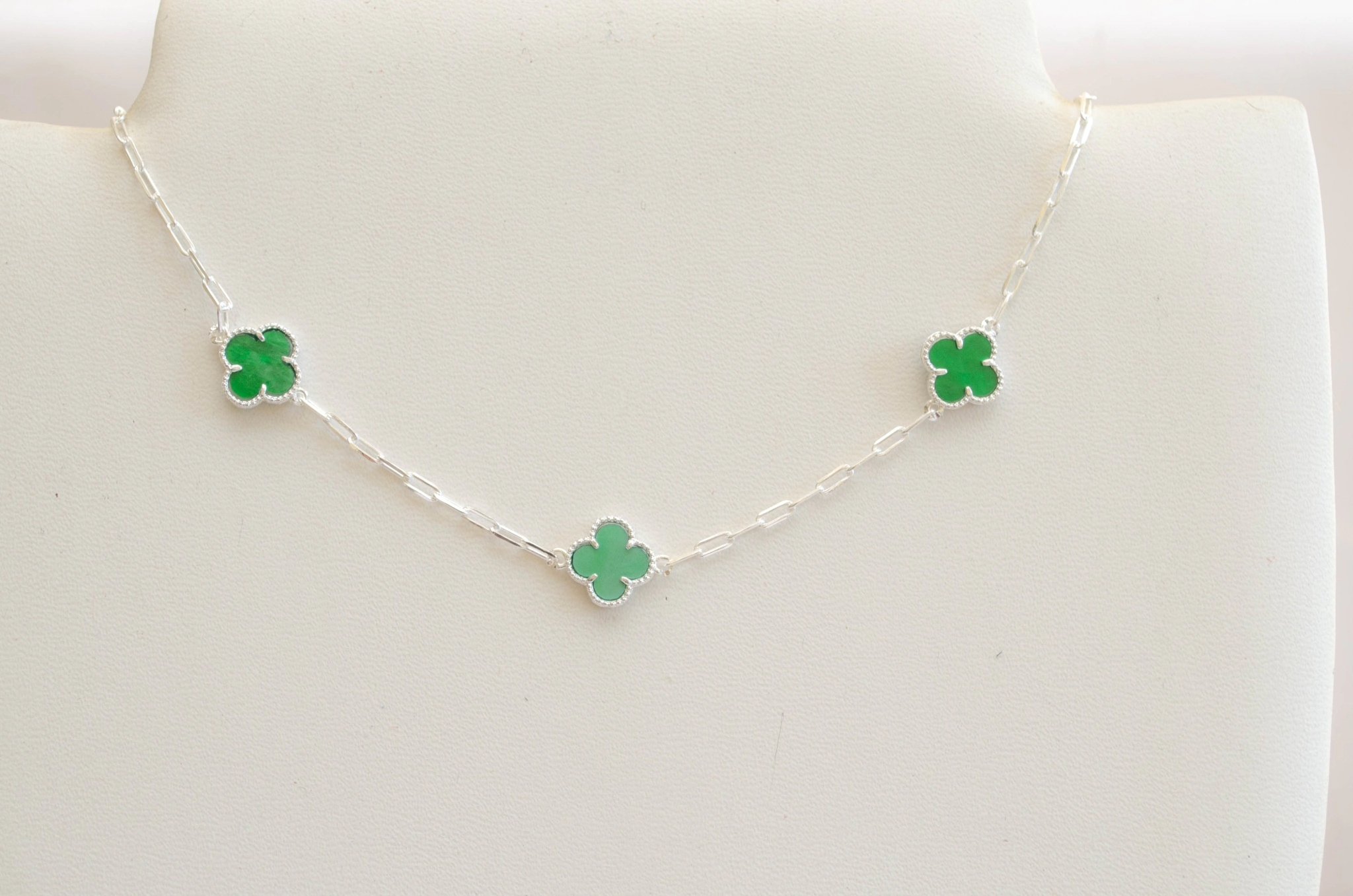 L-CA0143 Cadena 40 cm flores VERDE