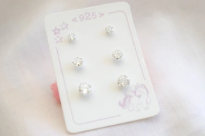 L-TRI0032 Trio cubics  