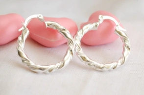 L-AR0714 Aros argollas torsadas 2.5cm