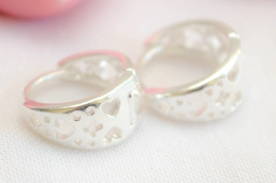 L-AR0678 Cubano calado corazones 1.5cm