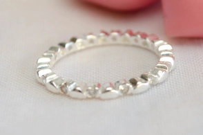 L-AN0084 Anillo plano corazones