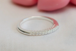 L-AN0088 Anillo plano medio sin fin