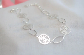 L-PU0073 Pulsera circulos flores 