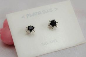 L-AR0762 Aros cubic engarce simil estrella NEGRO