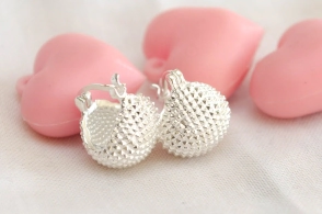 L-AR0824 Argolla canasta puntitos brillantes