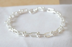 L-PU0100 Pulsera gruesa eslabon bolitas