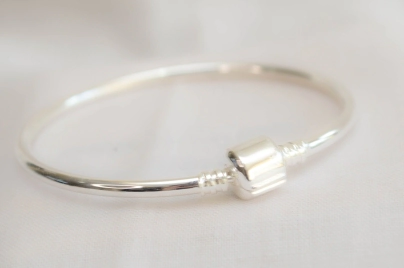 L-PU0103 Pulsera rgida simil Pand 