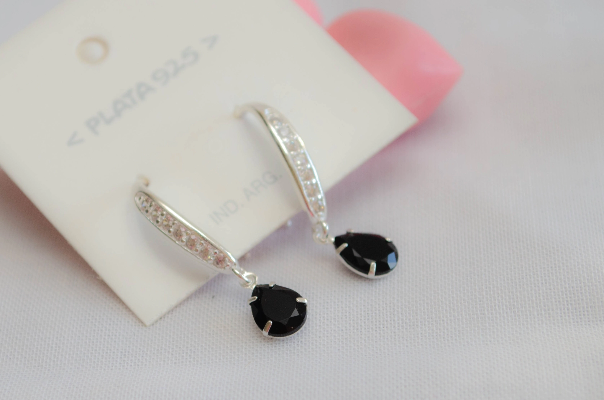 L-AR0774 Aros COLGANTES tira cubic GOTA NEGRO