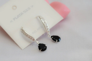 L-AR0774 Aros COLGANTES tira cubic GOTA NEGRO
