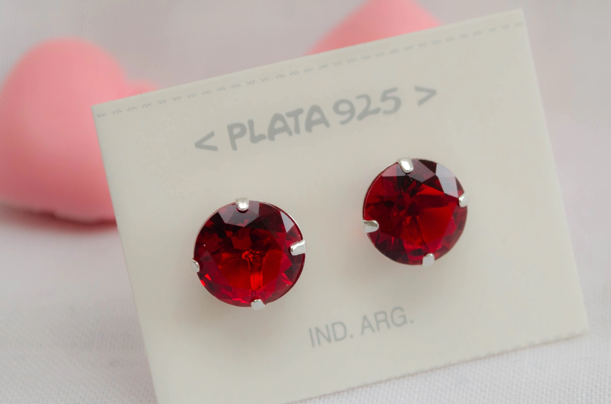 L-AR0768 Aros cubic bot�n grande ROJO