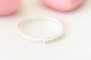 L-AN0134 Anillo linea cubics