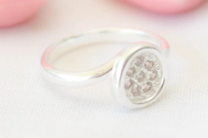 L-AN0137 Anillo oval irregular micropavé