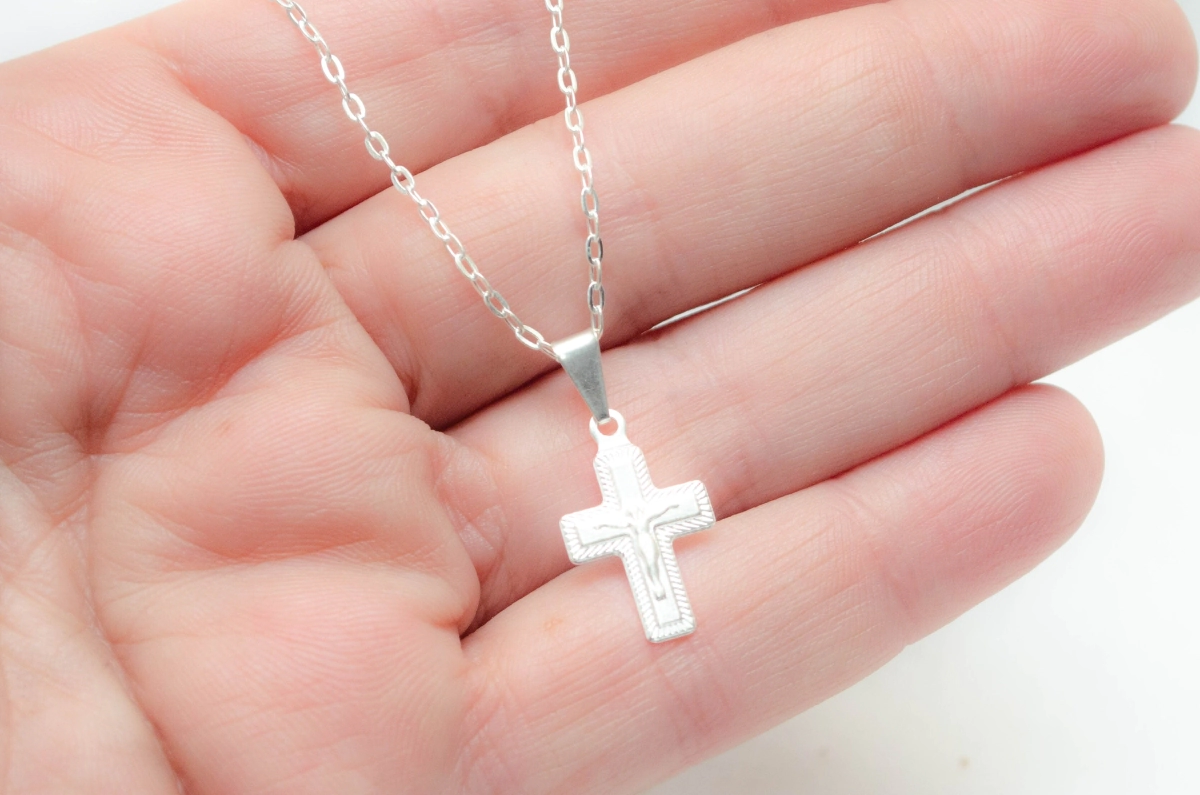 L-CA0257 Cadena 45cm+ cruz