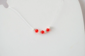 L-CA0262 Tanza con bolitas enrejadas y cristales ROJO