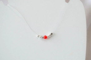 L-CA0265 Tanza con bolitas cuadradros CRISTALES ROJOS