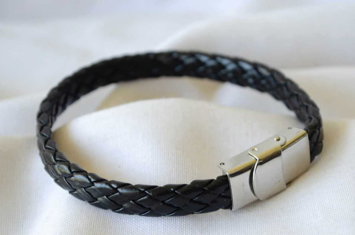 L-PU0141 Pulsera ecocuero trenzada NEGRO