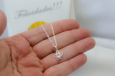 FF-0017 Sobre especial cadena 45+dije flor cubic