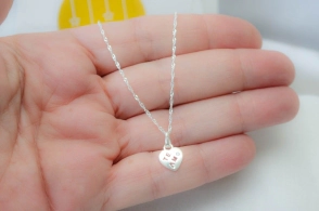 FF-0018 Sobre especial cadena 45+dije  corazon te amo